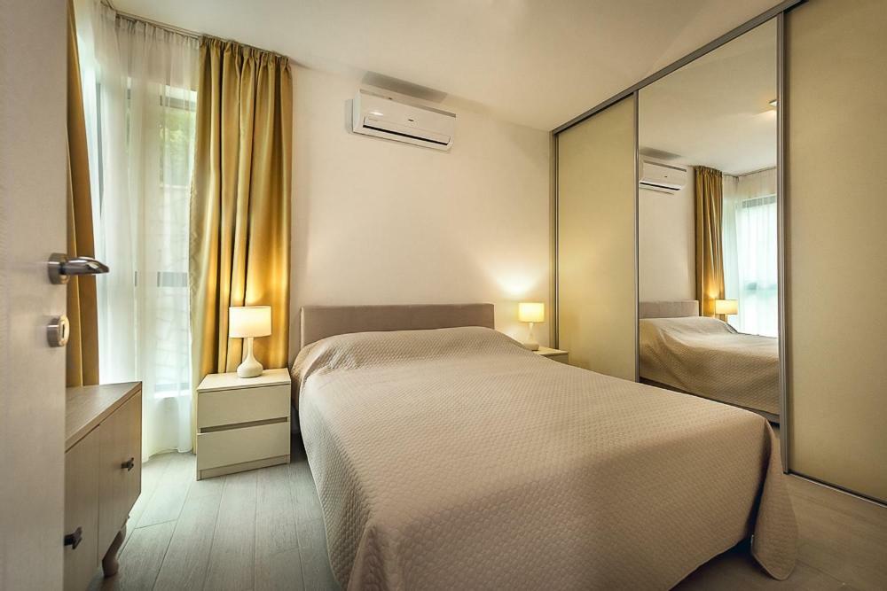 Adria Lux Apartmens 2 Sveti Stefan Eksteriør bilde