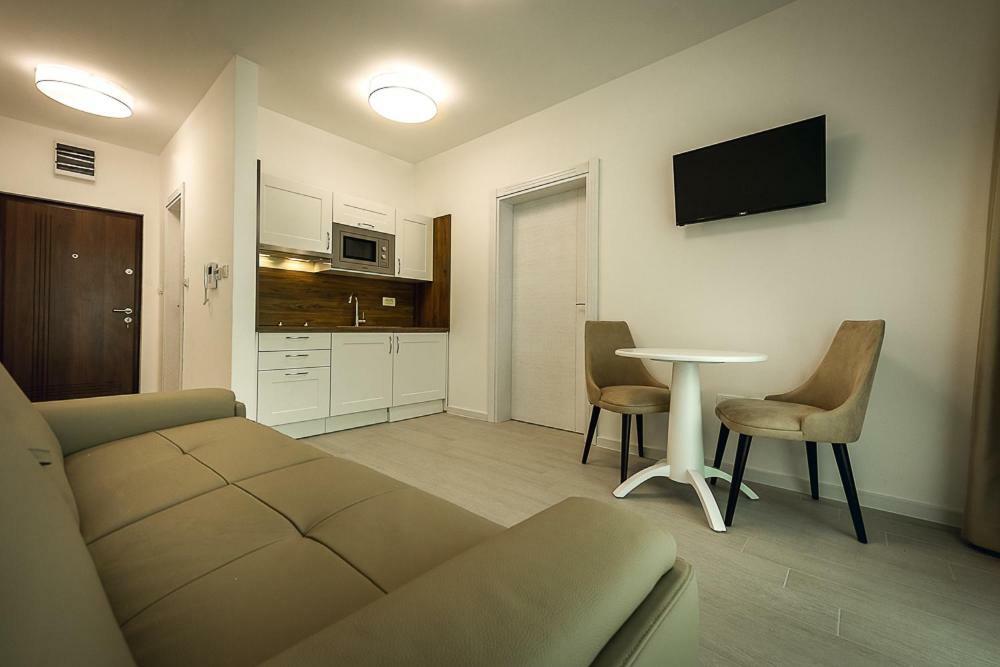 Adria Lux Apartmens 2 Sveti Stefan Eksteriør bilde