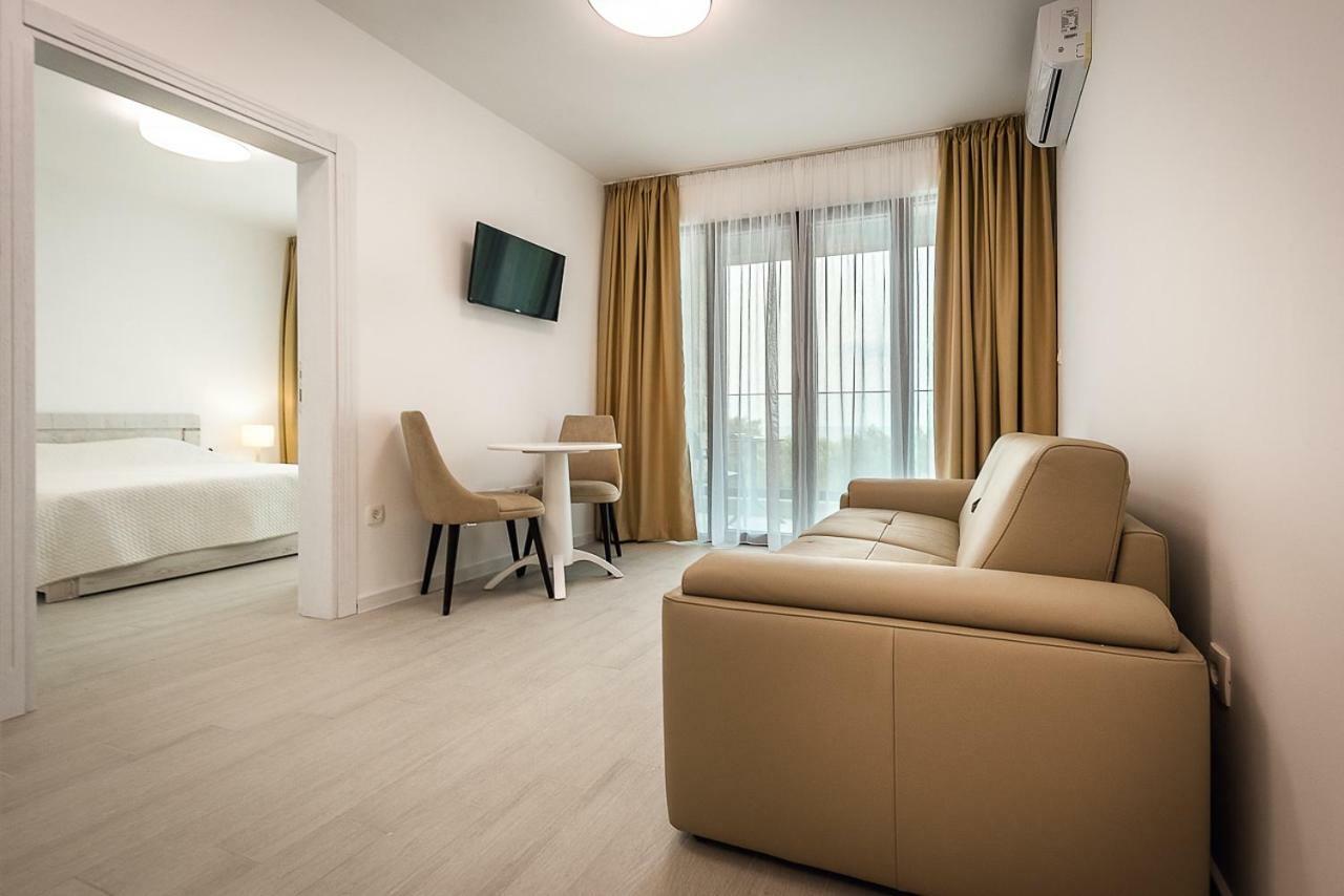 Adria Lux Apartmens 2 Sveti Stefan Eksteriør bilde