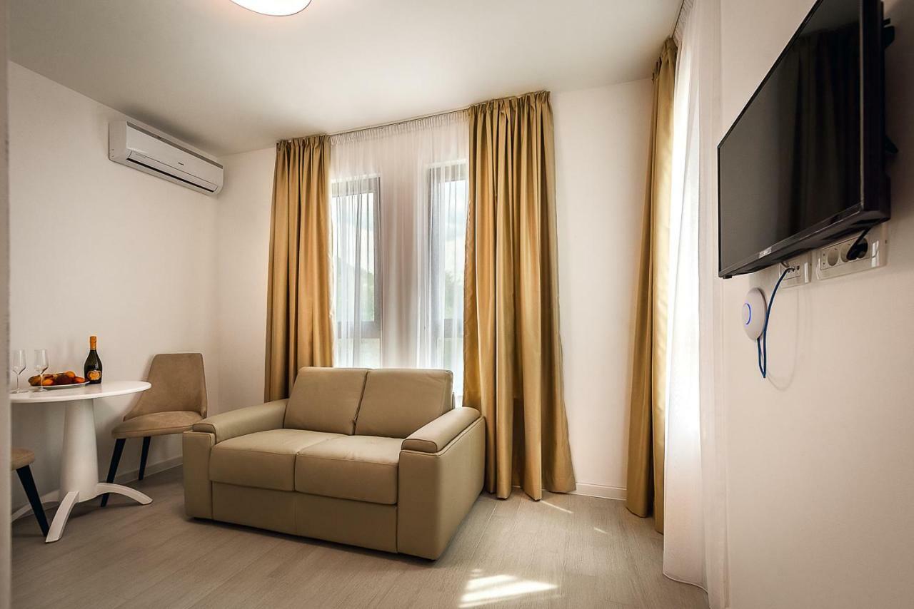 Adria Lux Apartmens 2 Sveti Stefan Eksteriør bilde